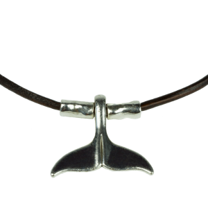 Collar cola de ballena