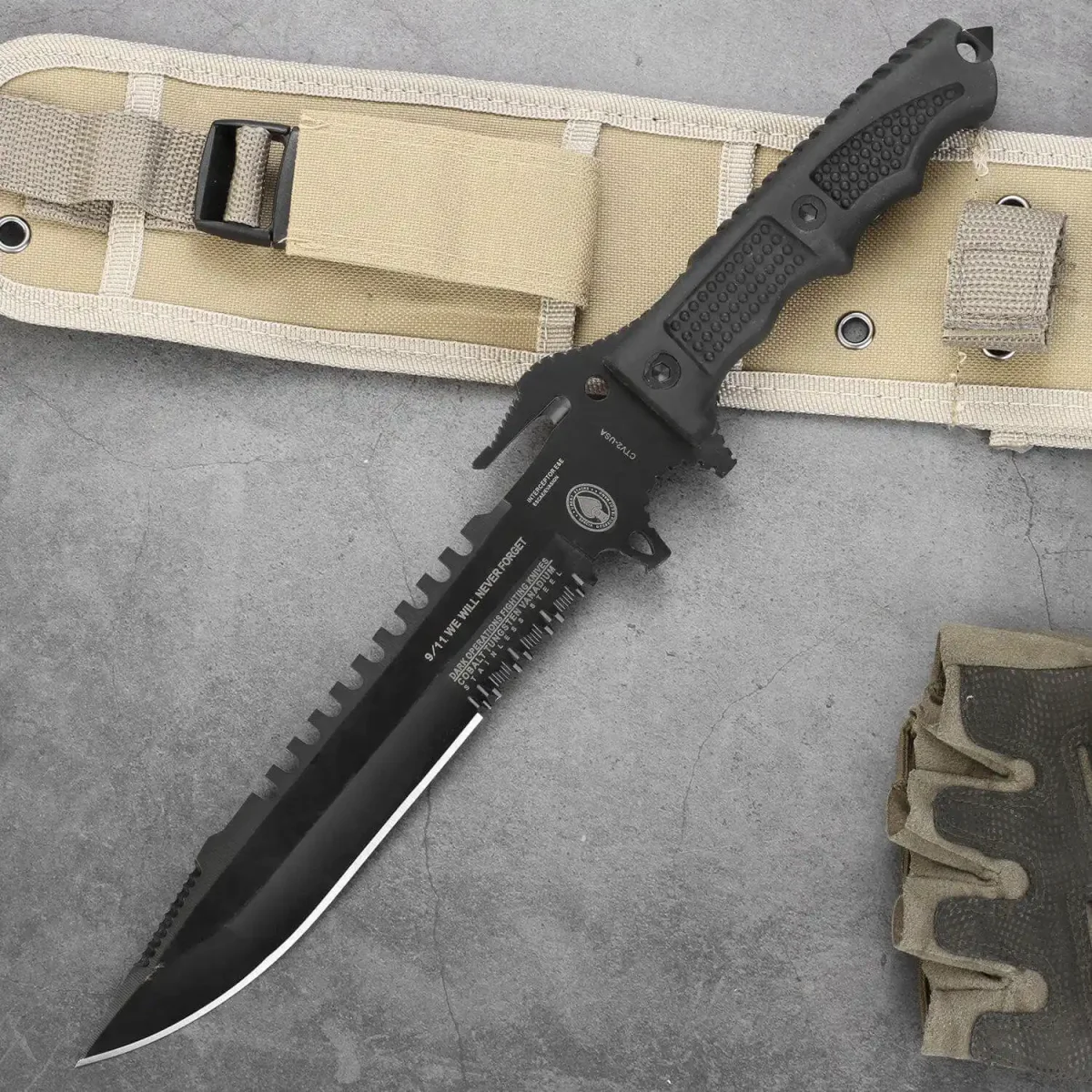 Cuchillo de Supervivencia Táctico de Hoja Fija 35,5 cm con Sierra, Cortacuerdas y Rompevidrios