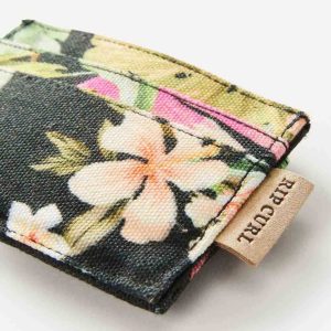 Cartera Rip Curl On The Coast.